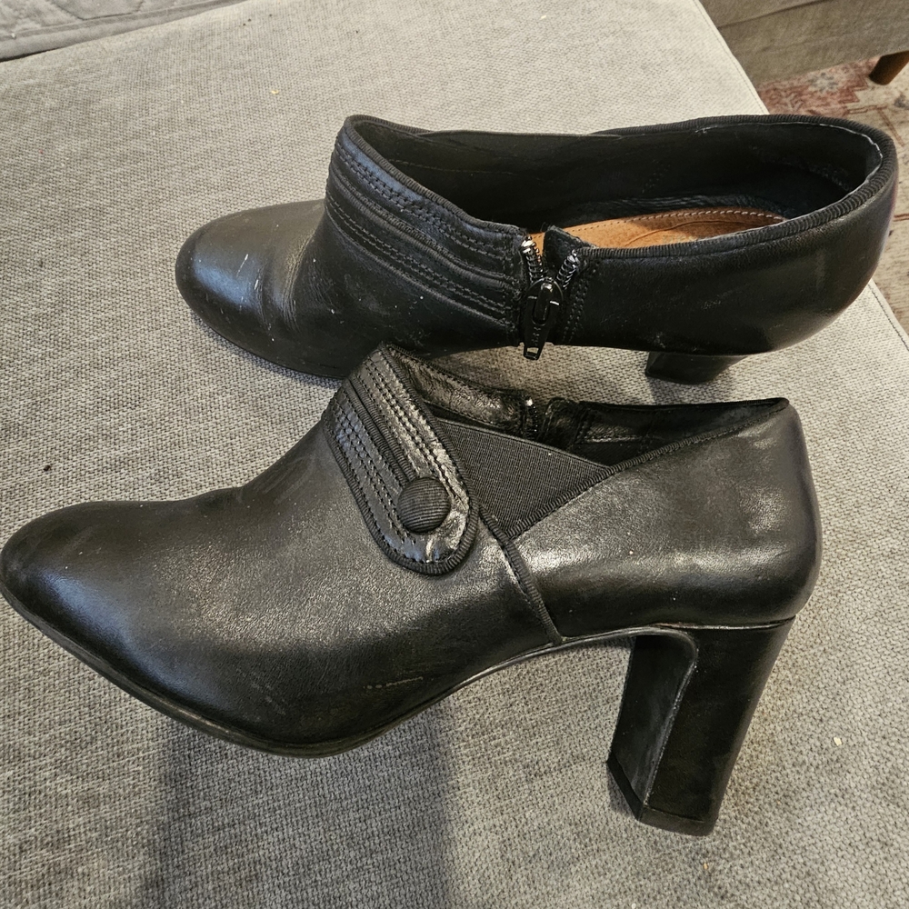 Clarks Black Heeled Boots with Chunky Heel